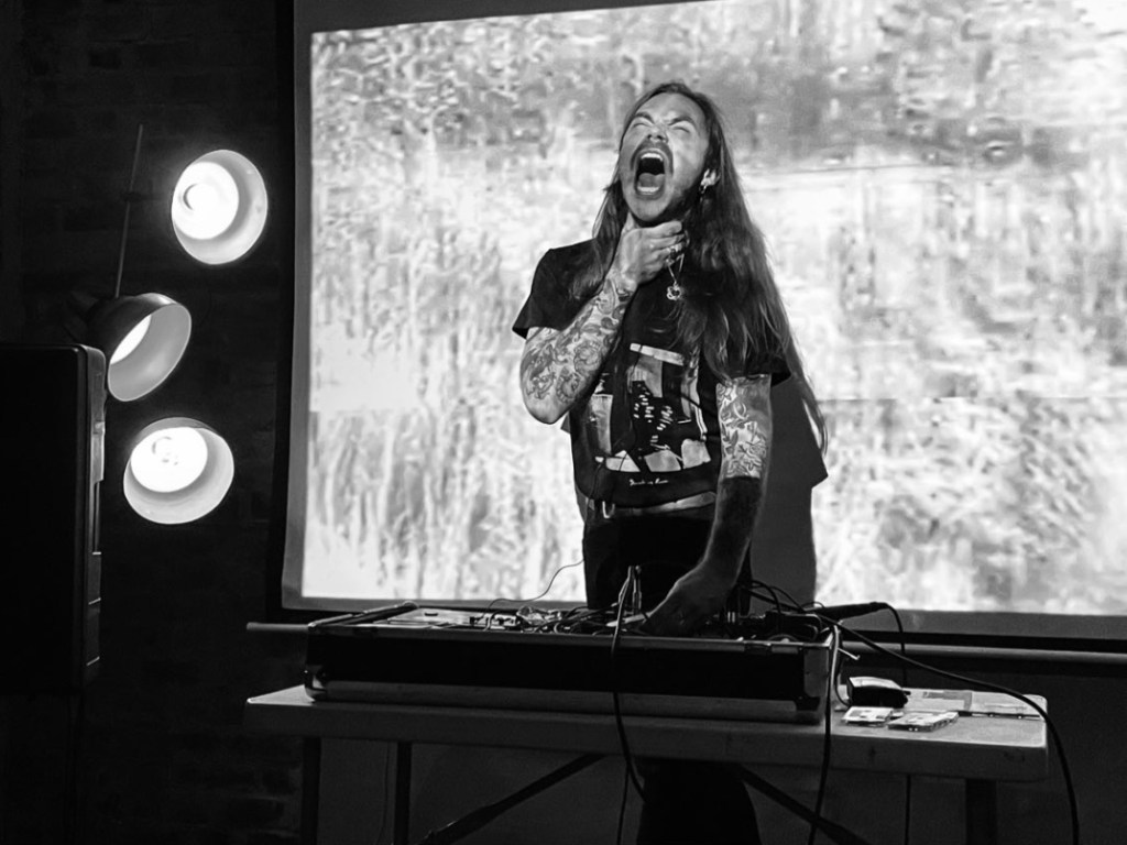 An Interview With Knifedoutofexistence